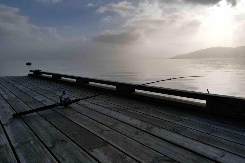 Panoramaresort In Hardangerfjorden Leilighet I Sjokanten Ved Hardangerfjorden For 7 Personer Boat , Sauna,Kajak, Sup For Rent Oystese Bagian luar foto