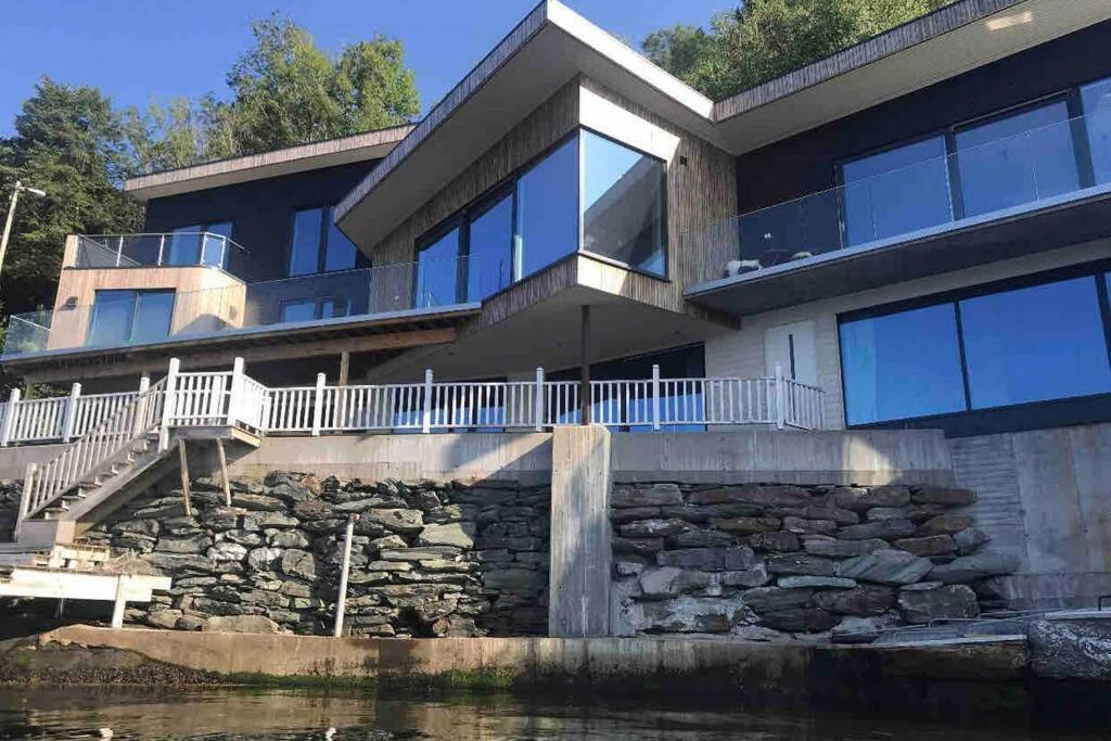 Panoramaresort In Hardangerfjorden Leilighet I Sjokanten Ved Hardangerfjorden For 7 Personer Boat , Sauna,Kajak, Sup For Rent Oystese Bagian luar foto