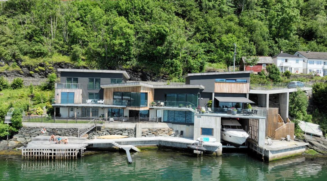 Panoramaresort In Hardangerfjorden Leilighet I Sjokanten Ved Hardangerfjorden For 7 Personer Boat , Sauna,Kajak, Sup For Rent Oystese Bagian luar foto